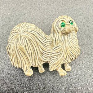 Gerry’s Vintage Pekingese Dog Brooch With Green Rhinestone Eyes Gold Tone Finish